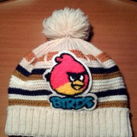 Детска шапка Angry Birds, снимка 4 - Шапки, шалове и ръкавици - 21947358