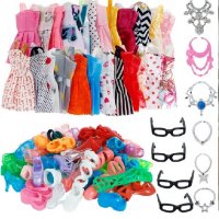 Сет 30 части рокли рокля и аксесоари за кукла Барби играчки, снимка 1 - Кукли - 23796360