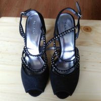 Дамски обувки , снимка 1 - Дамски обувки на ток - 21436536