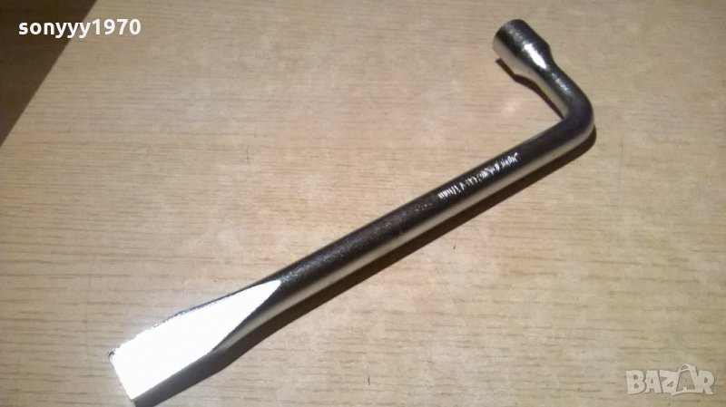 нов як ключ за гуми-17мм-30х9см, снимка 1