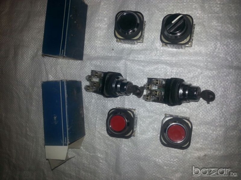 Бутони и ключове  Telemecanigue, снимка 1