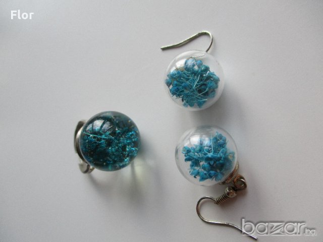 Комплект стъклени обеци и пръстен с цветя