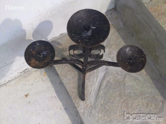 стар свещник - ковано желязо, снимка 4 - Антикварни и старинни предмети - 15943455