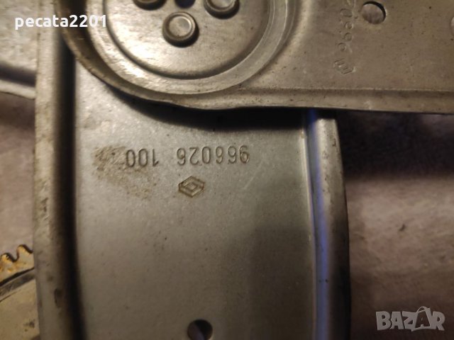 Продавам - оригинален ел. преден десен стъклоповдигач за Рено Меган 2009 г. , снимка 6 - Части - 25414269