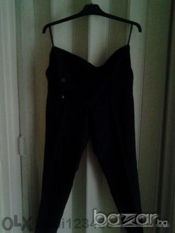 ПРОДАВАМ ДАМСКИ НОВ ПАНТАЛОН ОТ АНГЛИЯ ОТ ATMOSPHERЕ     154E, снимка 1