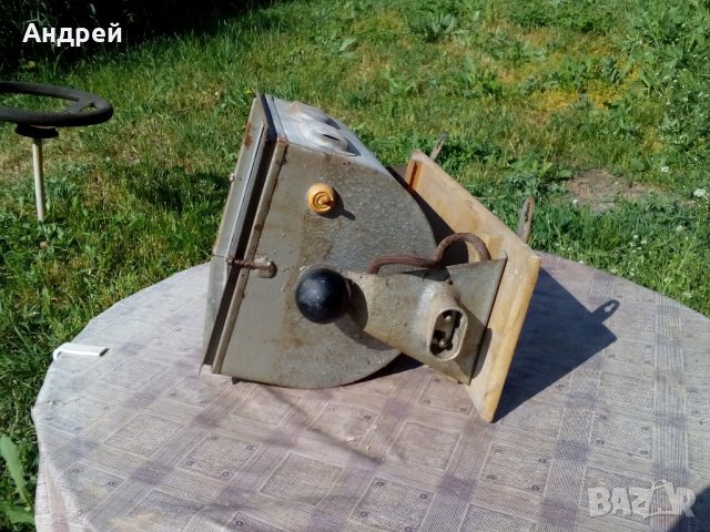 Стара лампа,прожектор, снимка 4 - Антикварни и старинни предмети - 21638102