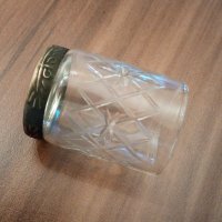 Кристални ракиени чашки с позлатено дъно за ценители – произход Русия, снимка 1 - Чаши - 23782623