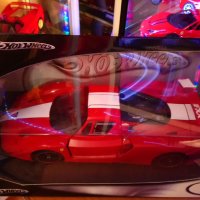 Метална количка Ferrari FXX -Hot wheels 1:18, снимка 2 - Колекции - 26186245