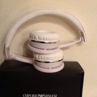 нови бели слушалки Emporio Armani оригинал, снимка 6 - Слушалки и портативни колонки - 15884618