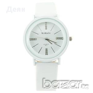 НОВ БЯЛ Дамски Часовник с кристали, снимка 2 - Дамски - 13299624