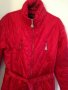 Червено яке, снимка 4