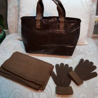 Комплект чанта ръкавици и шал, снимка 1 - Чанти - 23209555