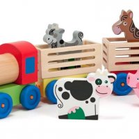 Голям дървен влак ферма с животни  и ремаркета, снимка 1 - Образователни игри - 25012904