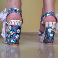 Дамски сандали , снимка 2 - Сандали - 15405271