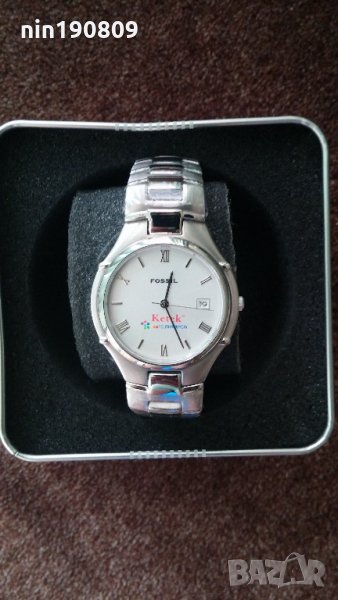 Часовник Fossil,в кутия, снимка 1