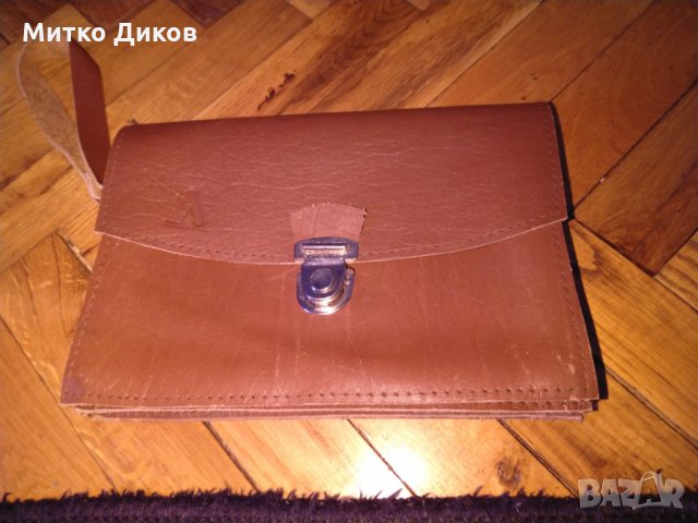 Чанта Левски -естествена кожа за ръка