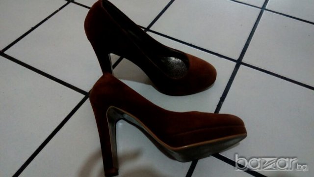 Велурени обувчици, снимка 5 - Дамски обувки на ток - 20240142