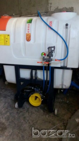Навесна пръскачка, снимка 9 - Селскостопанска техника - 13479734