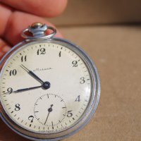 СССР джобен часовник ''Молния'', снимка 2 - Джобни - 42316700