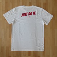 Nike тениска , снимка 2 - Тениски - 33787743