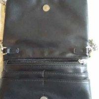 Дамска чанта Bershka-нова,черна,малка-Промоция до 17.5, снимка 7 - Чанти - 40807568