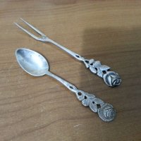 Немски посребрени лъжичка и виличка , снимка 1 - Антикварни и старинни предмети - 38583736