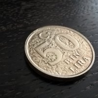 Монета - Турция - 50 000 лири | 2000г., снимка 1 - Нумизматика и бонистика - 31536889
