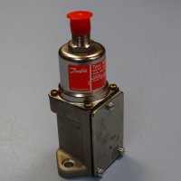 регулатор Danfoss WVS 32-100 water regulator valve, снимка 1 - Резервни части за машини - 35033425