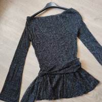 Нова! Черна блуза с брокат , снимка 3 - Блузи с дълъг ръкав и пуловери - 39784145