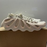 adidas Yeezy 450 Cloud White Мъжки Обувки 43EUR + Кутия, снимка 3 - Маратонки - 36827423