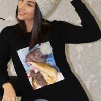 Нови! Пуловер с две лица, блондинка, фотограф и фен на Мини Маус , снимка 8 - Блузи с дълъг ръкав и пуловери - 27105843