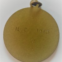 Италиански медали тенис Генуа 1975, оригинален калъф, снимка 5 - Антикварни и старинни предмети - 38955927