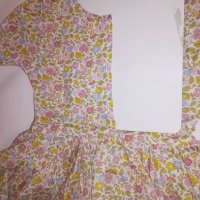 Детска рокличка с флорални мотиви и гащички , снимка 3 - Бебешки рокли - 38770659