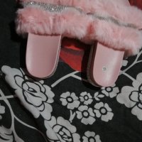Уникални дамски чисто нови чехли с пух, снимка 3 - Чехли - 40499073