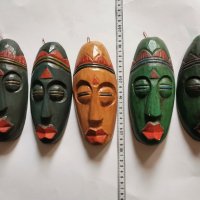 Африкански маски 5 броя, снимка 1 - Антикварни и старинни предмети - 30949352