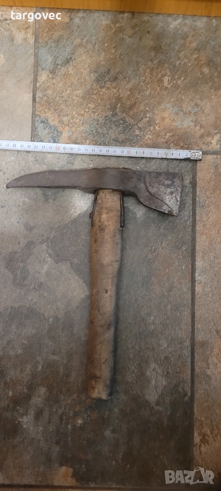 Швейцарска армия военна кирка кована, снимка 1