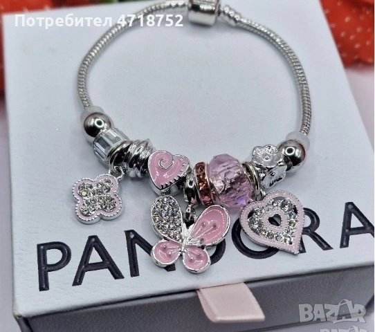 Дамска гривна тип Pandora с розови елементи и талисмани, снимка 1