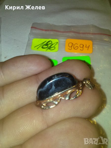 ЗЛАТНО ДУБЛЕ ПОЗЛАТЕН АРТ ДЕКО МЕДАЛЬОН с ЧЕРЕН ОНИКС 9694, снимка 1
