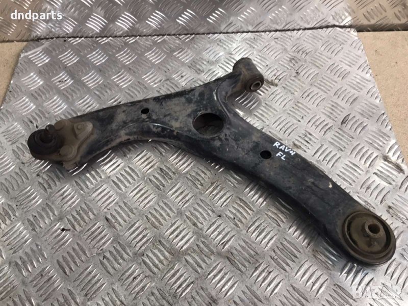 Преден ляв носач Toyota RAV4,2004г., снимка 1