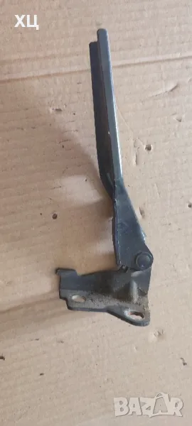 Дясна панта преден капак Seat Toledo/ Сеат Толедо 2003 г., снимка 1