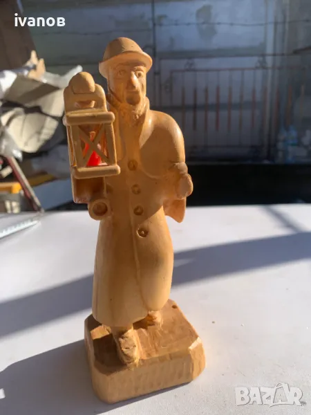 дървена фигура , снимка 1