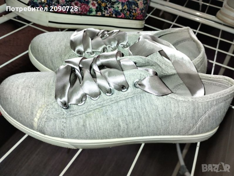 Кецове с сатенени връзки, снимка 1