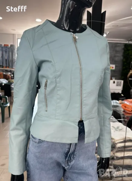 Синьо кожено яке, снимка 1
