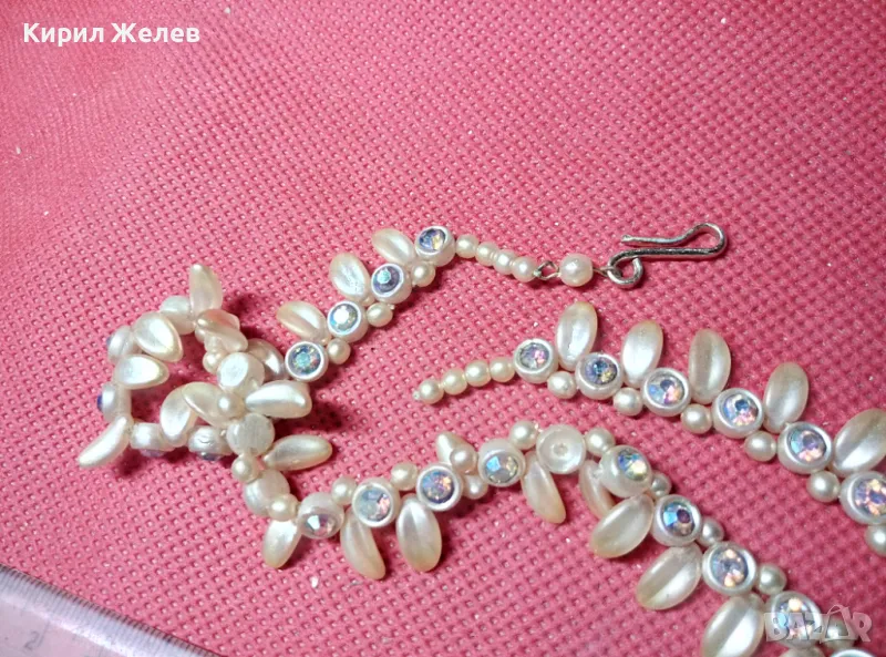 СТАРО ПЕРЛЕН Тип РЕТРО КОЛИЕ с ЦВЕТЕН БОХЕМСКИ КРИСТАЛ 56789, снимка 1