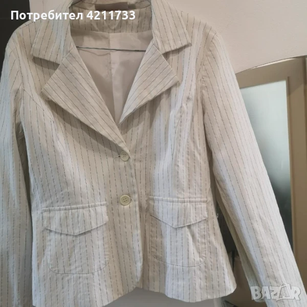 дамско бяло сако с подплънки размер S НОВО, снимка 1