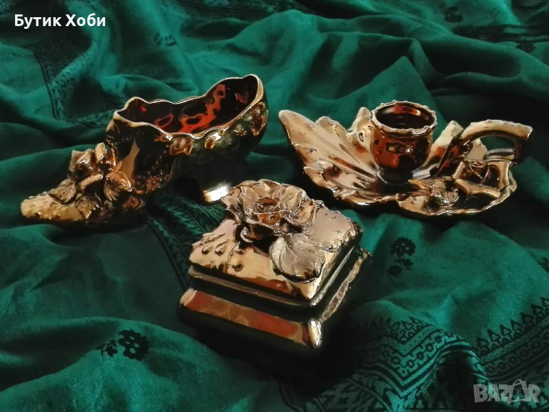 Страхотен ,,златен,, порцеланов комплект, снимка 1