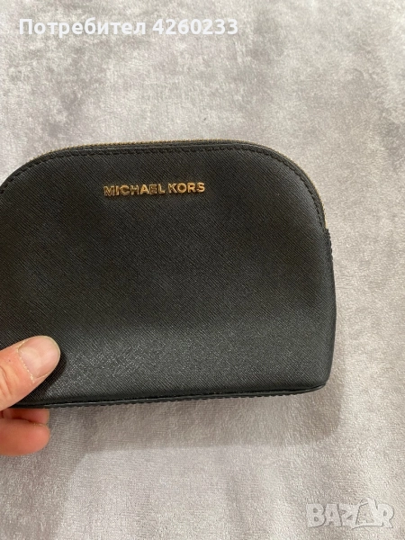 малка черна чантичка/несесер Michael Kors , снимка 1