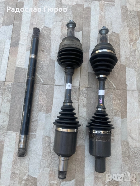 Оригинални Предни полуоски к-т с оста - Mercedes C class W204 -4 MATIC, снимка 1