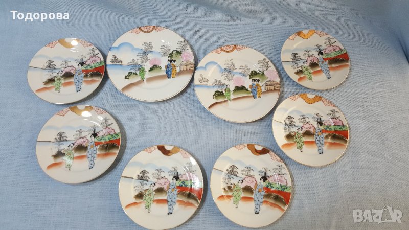 Японски порцеланови десертни чинии , снимка 1