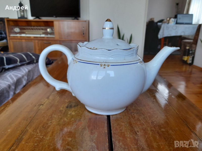 Стар порцеланов чайник #3, снимка 1